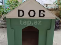 Taxta it evi - Material: möhkəm ağac konstruksiya, cüt yamaclı dam — الصورة 2