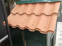 Metall dam örtüklü it evi - Material: bərk karkas, yanlar və ön hissə — foto 3