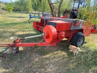 Пресс-подборщик Massey Ferguson 128 — الصورة 1