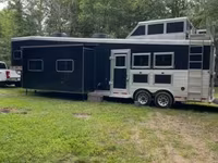 2017 Trails West Sierra Prestige 831 Gooseneck Horse Trailer — 2-rasm