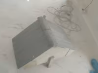 Metaldan dam örtüklü kiçik heyvan evi - Material: korpus – taxta — 照片 1
