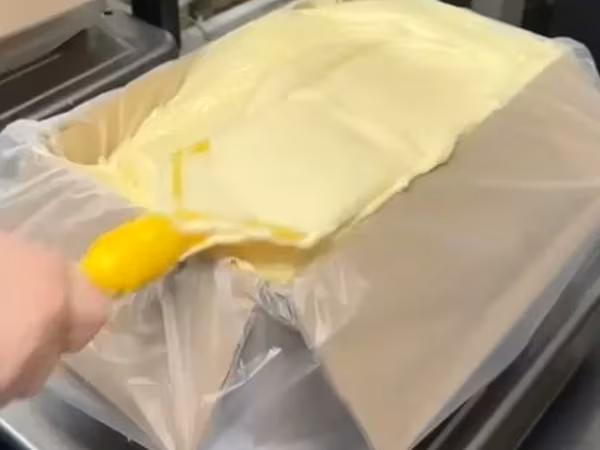 Масло сливочное, монолит 10кг, 72,5%